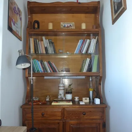 Molaoi Apartment *