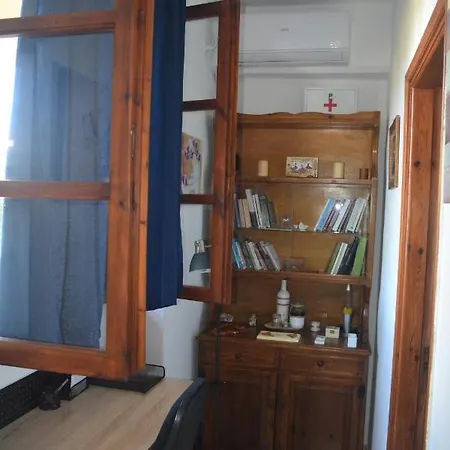 Molaoi Apartment *